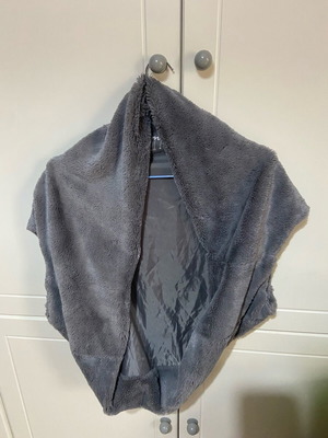 Γκρι faux fur μπολερό Toi Moi σαν καινούργιο, one size