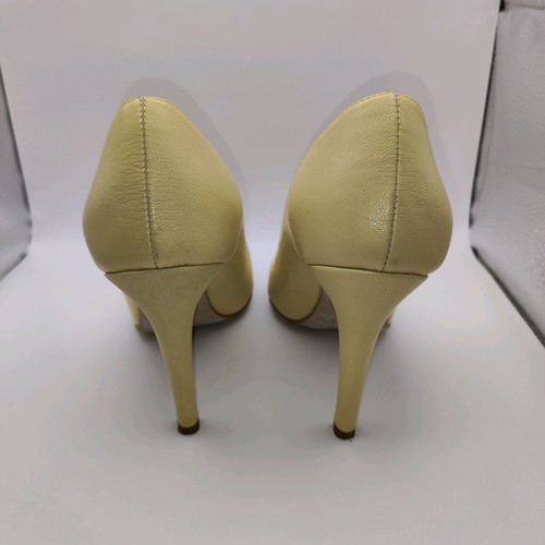Exe yellow pumps like new, genuine leather, size 40