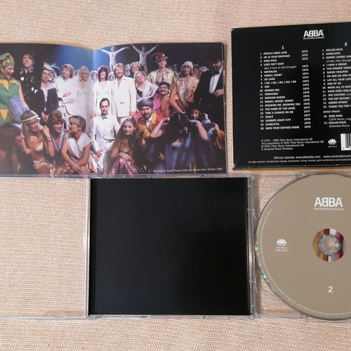 ABBA The Definitive Collection CD like new, pop
