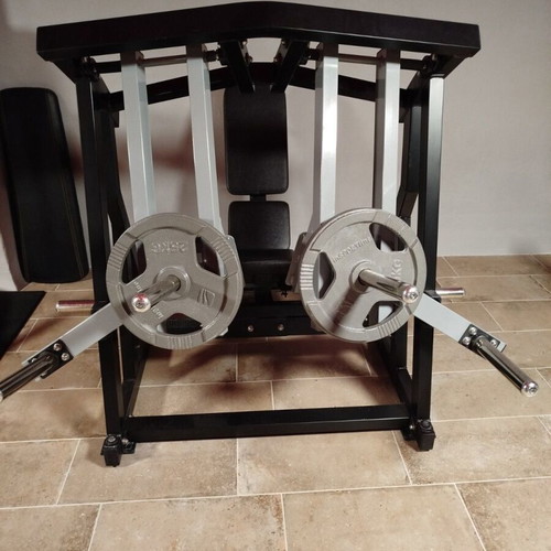 Horizontal angled press used, professional heavy-duty construction