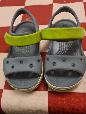 Crocs kids sandals used gray with green unisex