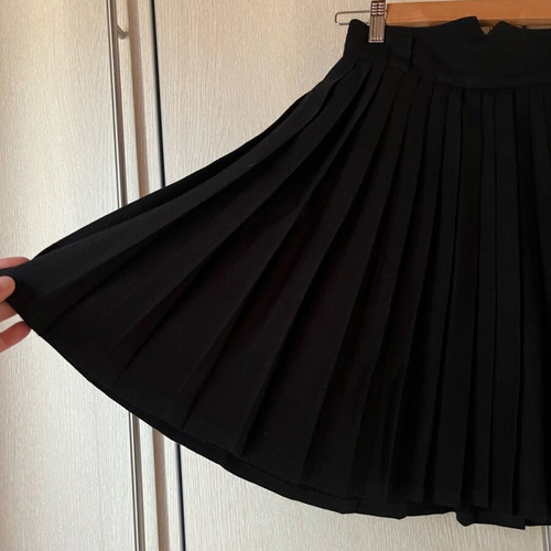 Wool pleated skirt black, high-waisted, used, XS