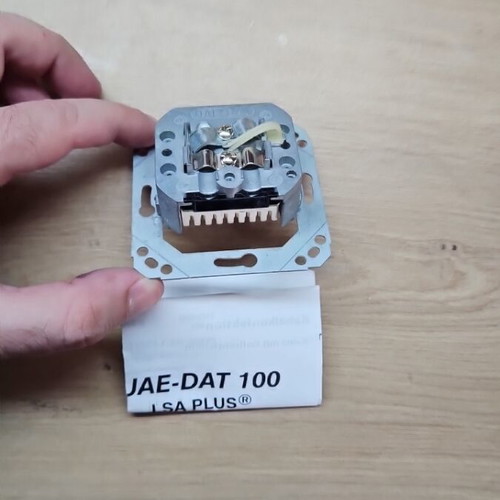Uae-dat 100 heavy-duty network socket new without frame