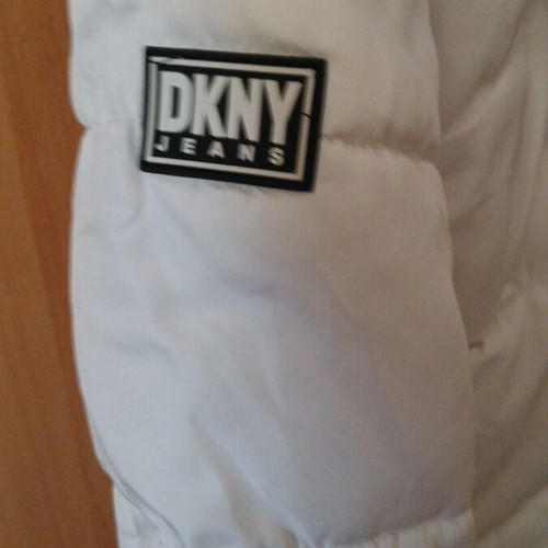 DKNY kids jacket like new for 2-3 years old