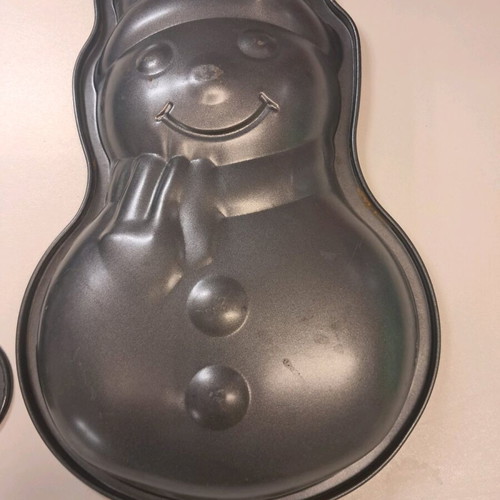 Christmas cake molds used, small size