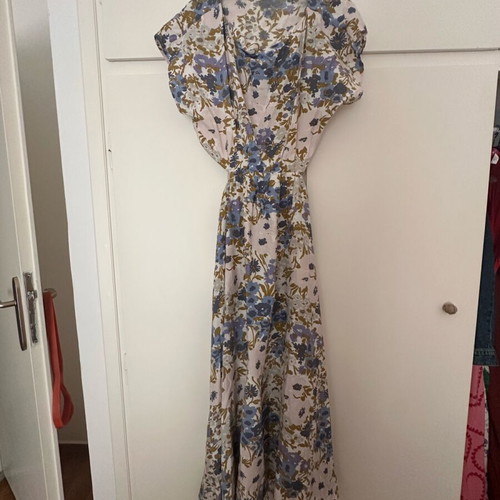 & Other Stories Retro Floral Print Cut Out Dress like new, XL, white