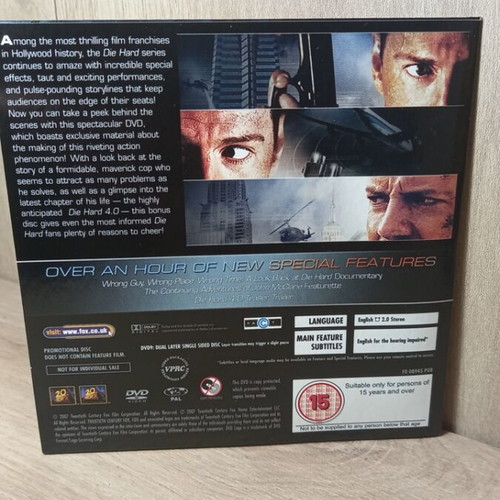 Die Hard 1 & 2 DVD box set with English subtitles and bonus disc