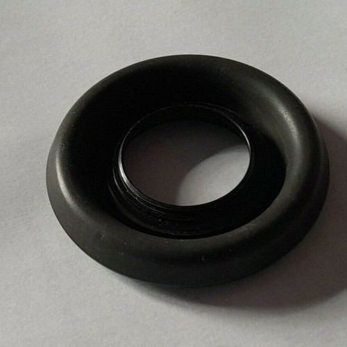 Zeiss Ikon S27 27mm rubber lens hood used