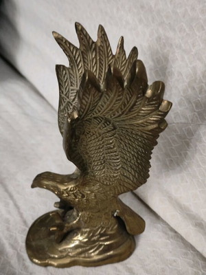 Vintage brass eagle used decorative sculpture