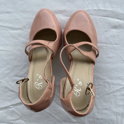 Pink heels size 37