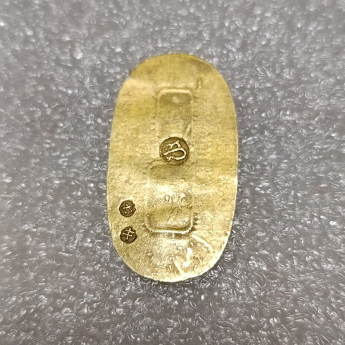 Japanese gold coin Koban Man'en Edo period 1860-67