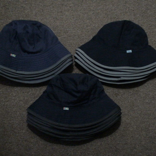 Set of 15 hats new, blue, size M