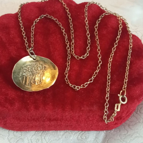 Zolotas 950 Konstantinato Necklace Pendant like new, gold plated