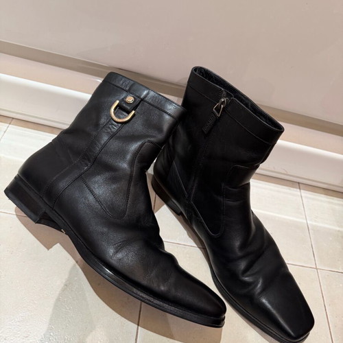 Gucci black men's boots like new, size 42