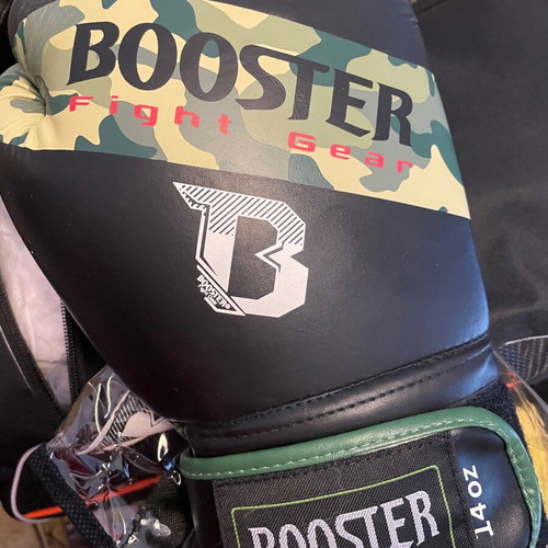 Booster boxing gloves 14oz new, unused