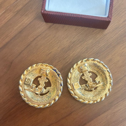 Vintage 80’s clip on earrings Guy Laroche dark blue and gold, like new