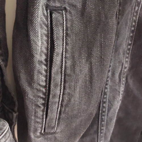 Lee long jacket with belt size M like new, black