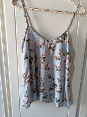 Γυναικεία τιραντό μπλούζα Pieces φλοράλ, like new, μέγεθος S