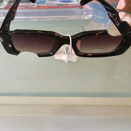 Sunglasses new, unusual stylish design