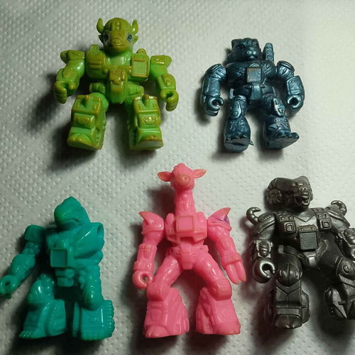 Teratomachoi figures pack of 5 used, 1980-1984 collectible