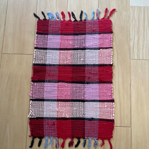 Small rug used, 37x54 cm