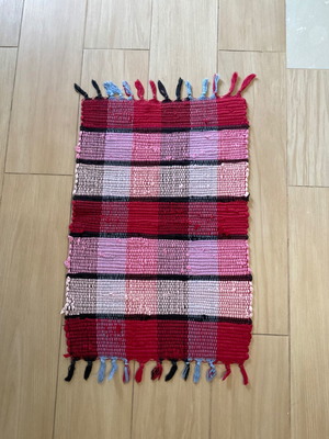 Small rug used, 37x54 cm