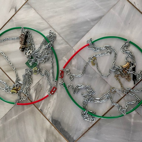 Technic 1500 12 mm snow chains used