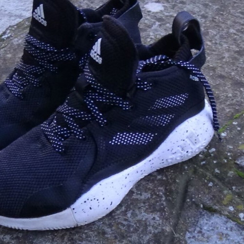Adidas D Rose 773 kids basketball shoes like new, size 37