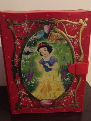 Snow White and the Seven Dwarfs Playset used