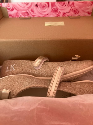 Lelli Kelly gold ballerina shoes size 31 for girls