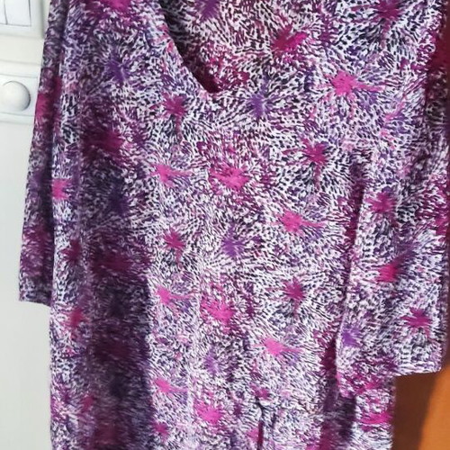 Tunic purple-fuchsia like new, size 4XL
