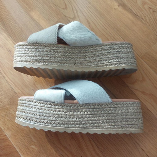 Flatforms leather size 37 like new beige and brown