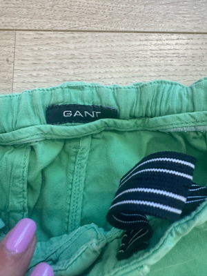 Gant βερμούδα για αγόρια like new, με λάστιχο στη μέση, πράσινη