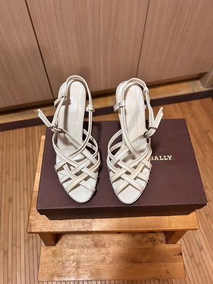 Bally leather heeled sandals used, beige, size 37