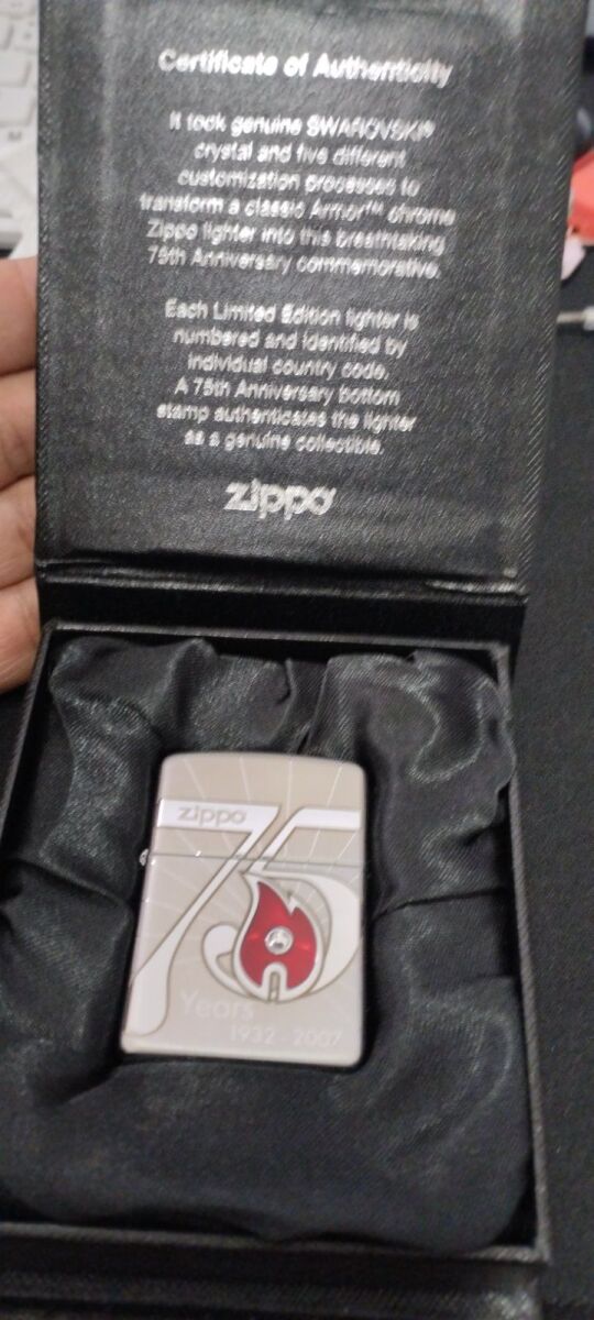 Zippo lighter 75 years 1932-2007 new - € 700,00 - Vendora.cy
