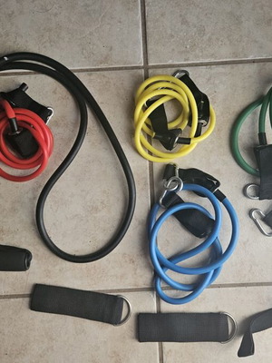 Resistance bands set like new with accessories for fitness