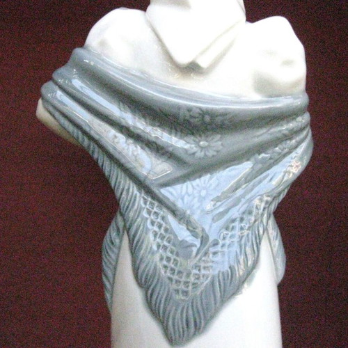 Nao porcelain figure like new, female, 28 cm