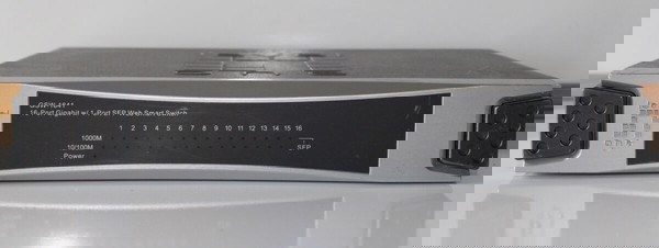 Суич LevelOne GSW-1641