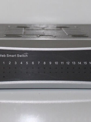 LevelOne GSW-1641 switch restored with 16 gigabit ports and SFP