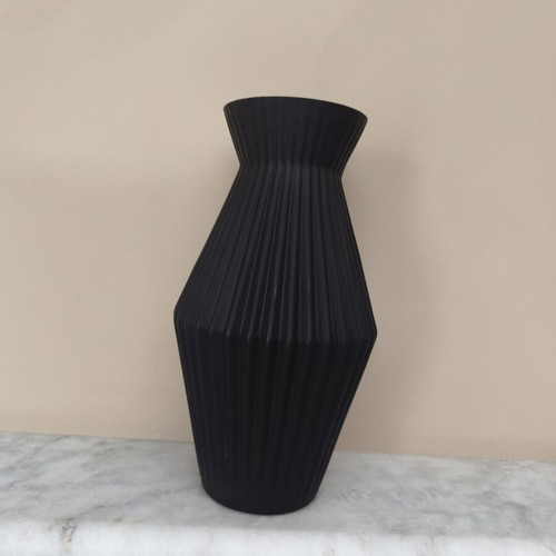 Black glass vase