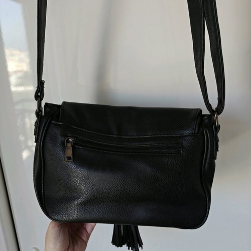 Black crossbody bag like new