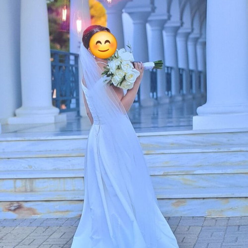 Demetrios wedding dress like new, ivory satin, off-shoulder, size S