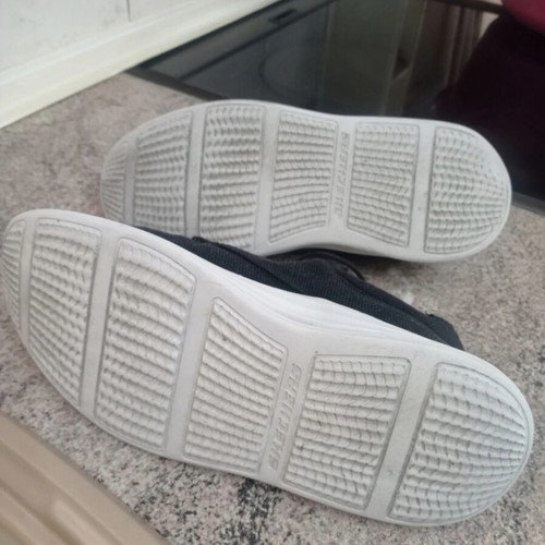 Skechers Athletic Shoes Size 42 Like New