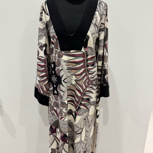 Manolo dress with neckline like new, black and white, size S