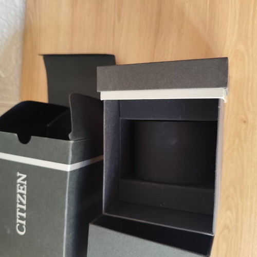 Citizen watch package nj0159-86a like new with booklet and paperwork