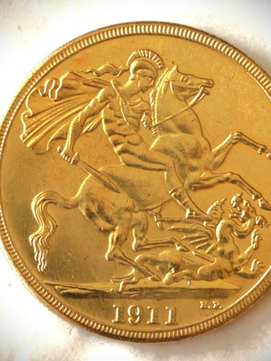 Νόμισμα 5 pounds επίχρυσο 24Κ Γεώργιος Αγγλίας σε πολυτελή θήκη καινούργιο
