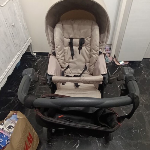 Cam 3-in-1 stroller like new with adjustable seat and car seat