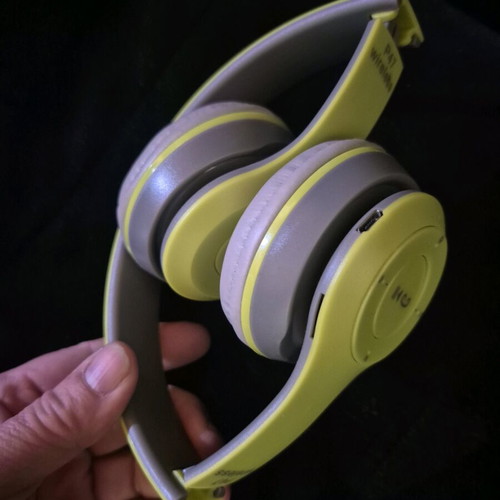 Bluetooth Wireless Headphones P47 like new with FM Radio and MicroSD