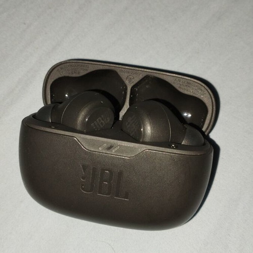 JBL earbuds like new, almost unused