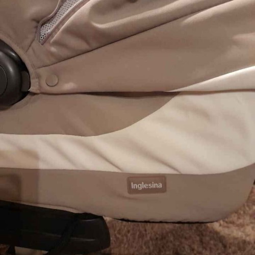 Inglesina bassinet like new with base and Greco Strom mattresses